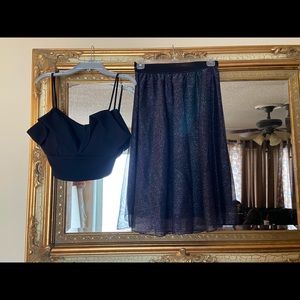 Discovery Off Shoulder V-Neck Top & Mesh Skirt